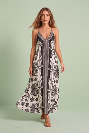 Robe longue blanche à fines bretelles | Vue en mouvement | Lounelle Paris