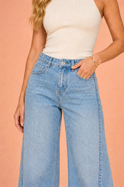 Jean ample taille mi-haute | Vue rapprochée | Lounelle Paris