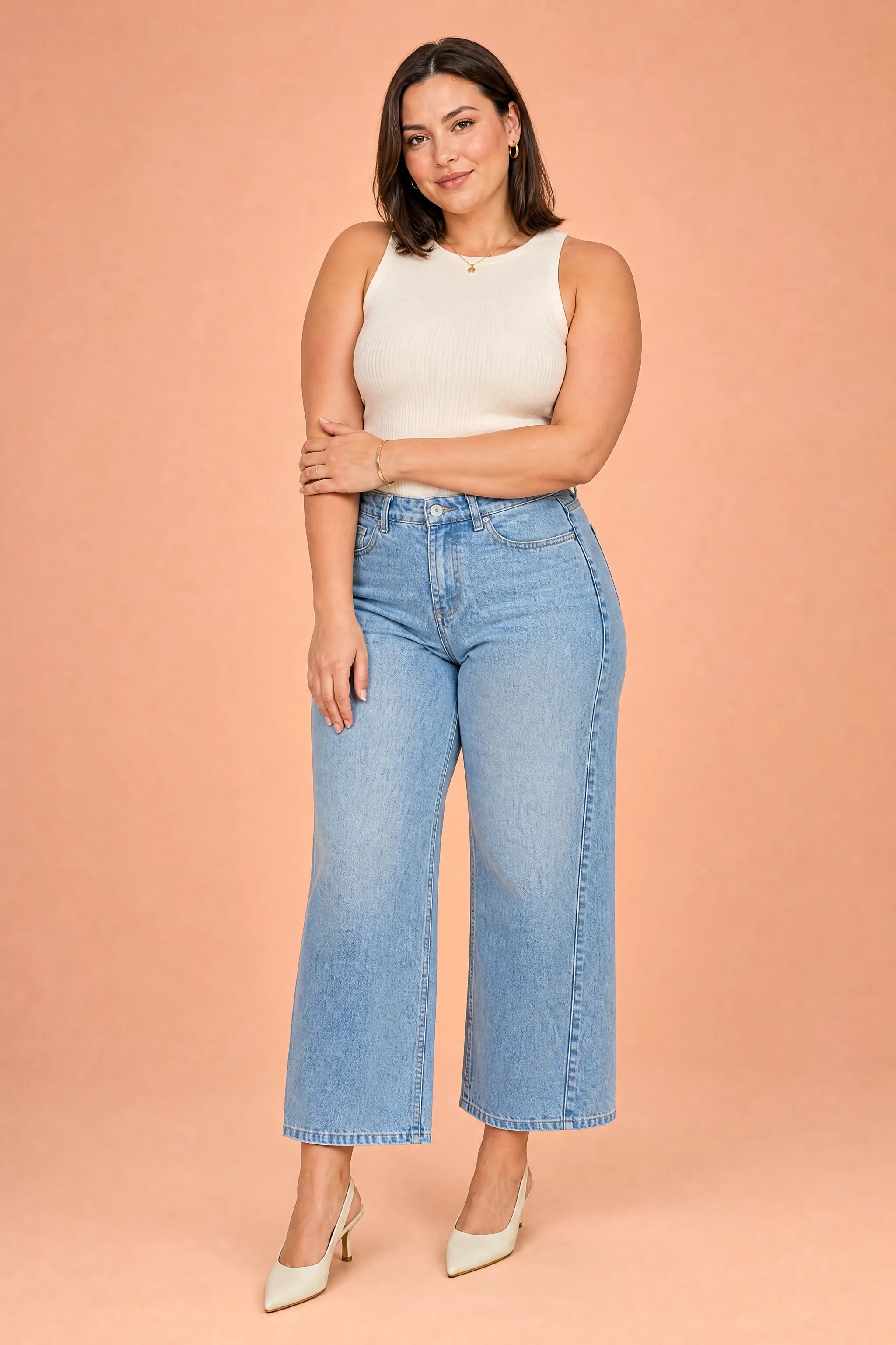 Jean ample taille mi-haute | Porté sur une silhouette plus ronde | Lounelle Paris