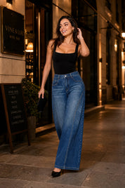 Jean bleu taille haute coupe ample | Deuxième photo lifestyle | Lounelle Paris