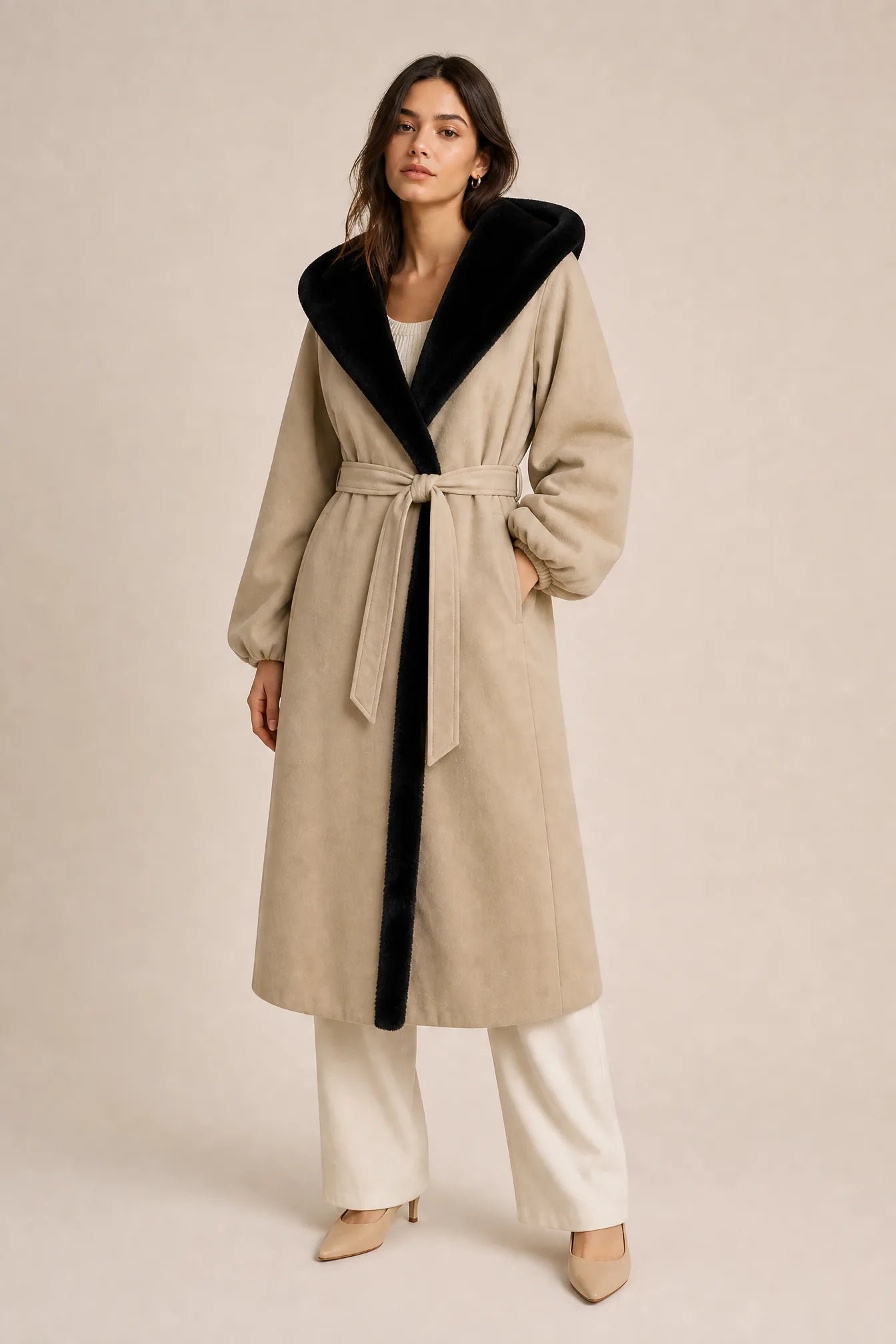 Manteau beige matelassé à capuche | Vue de face | Lounelle Paris