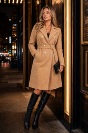 Manteau mi-long ceinturé col tailleur | Deuxième photo lifestyle | Lounelle Paris
