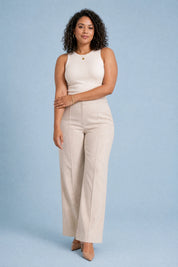 Pantalon abricot plissé taille mi-haute | Porté sur une autre silhouette | Lounelle Paris