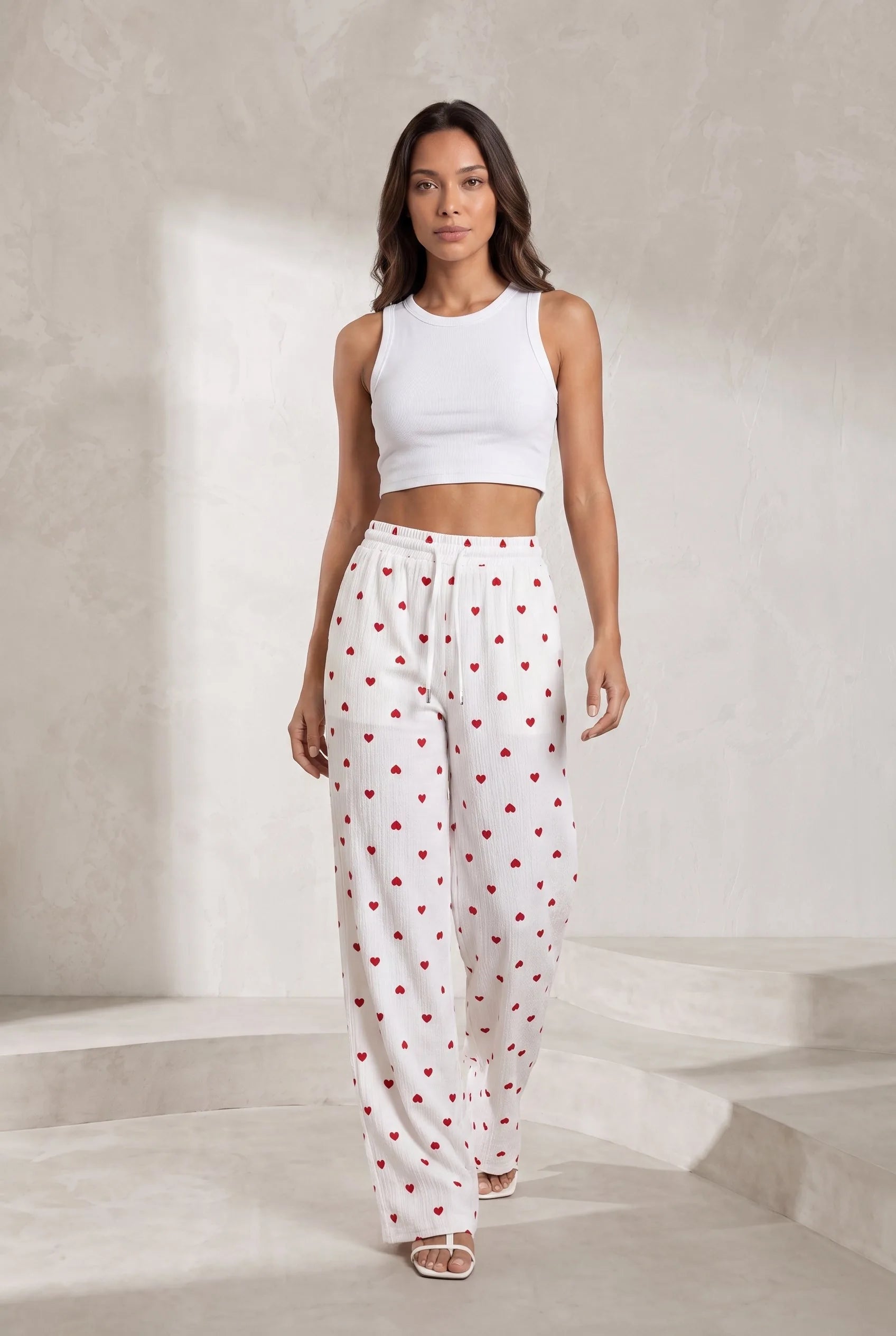 Pantalon blanc taille haute imprimé cœurs | Lounelle Paris