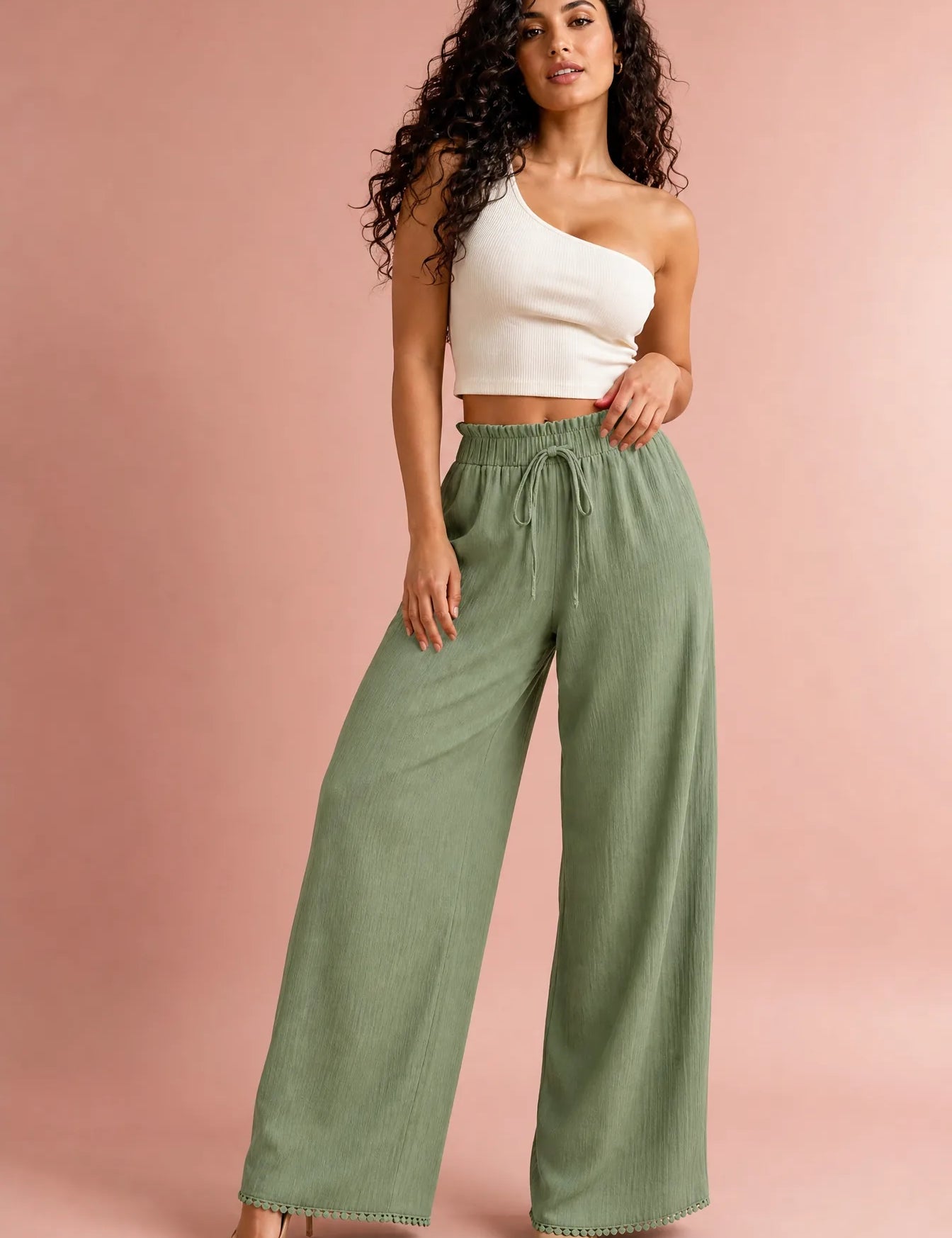 Pantalon large vert taille volantée | Vue de face | Lounelle Paris