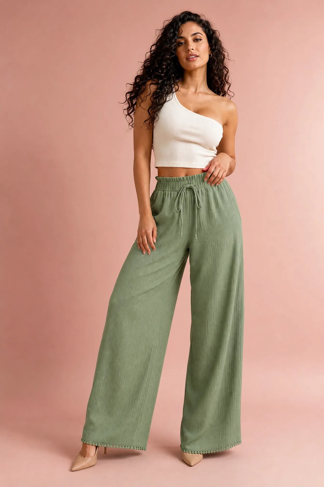 Pantalon large vert taille volantée | Vue de face | Lounelle Paris