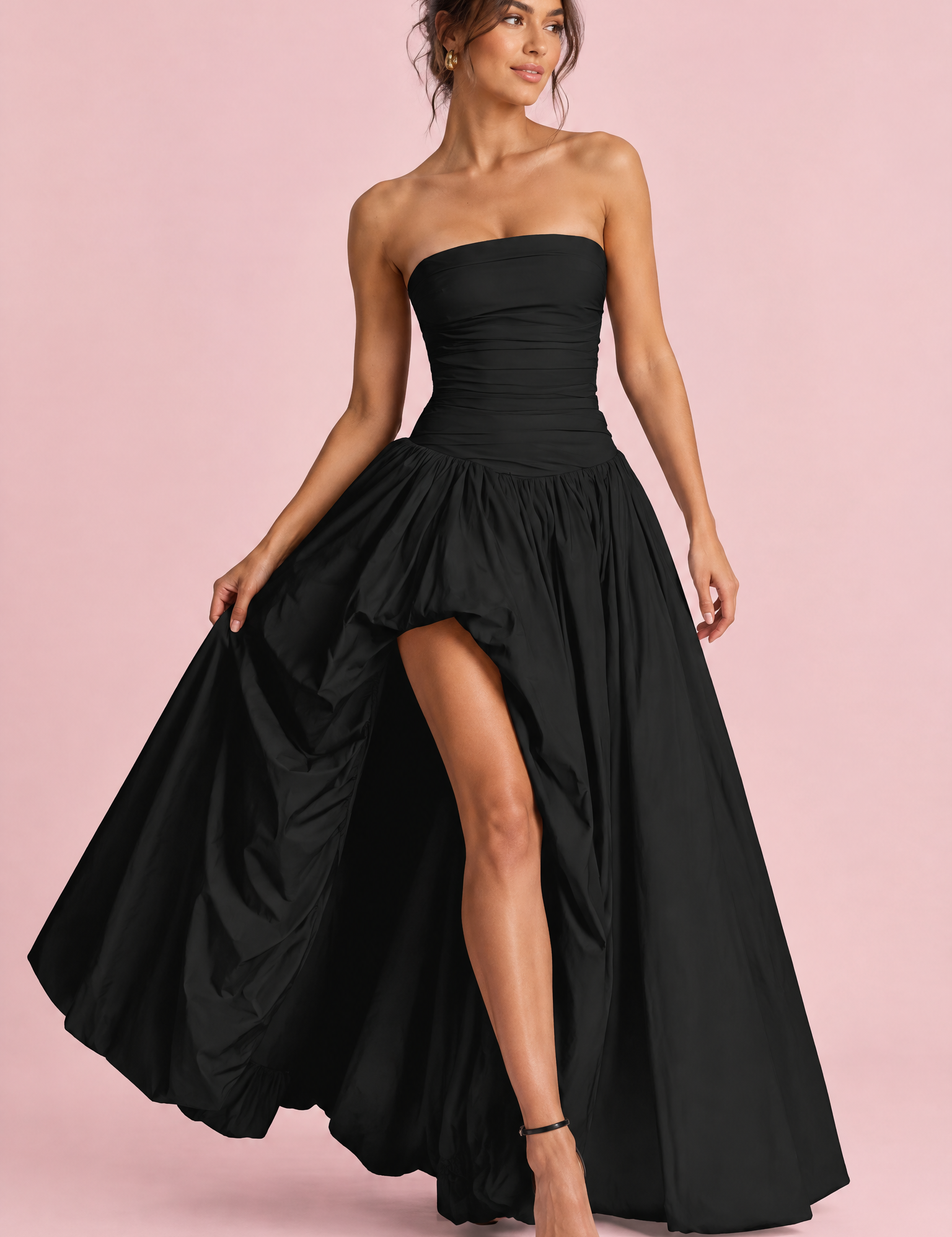 Robe longue noire froncée sans bretelles | Vue de face | Lounelle Paris