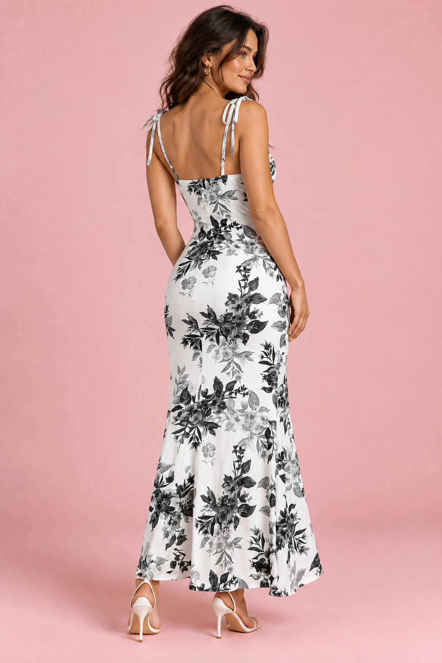 Robe longue fleurie blanche à col carré | Vue de dos | Lounelle Paris