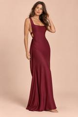 V-Neck Backless Maxi Dress in Burgundy