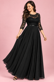 Robe longue noire à empiècement en dentelle | Porté sur une autre silhouette | Lounelle Paris