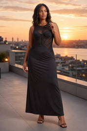 Robe bustier noire à empiècements en résille | Deuxième photo lifestyle | Lounelle Paris