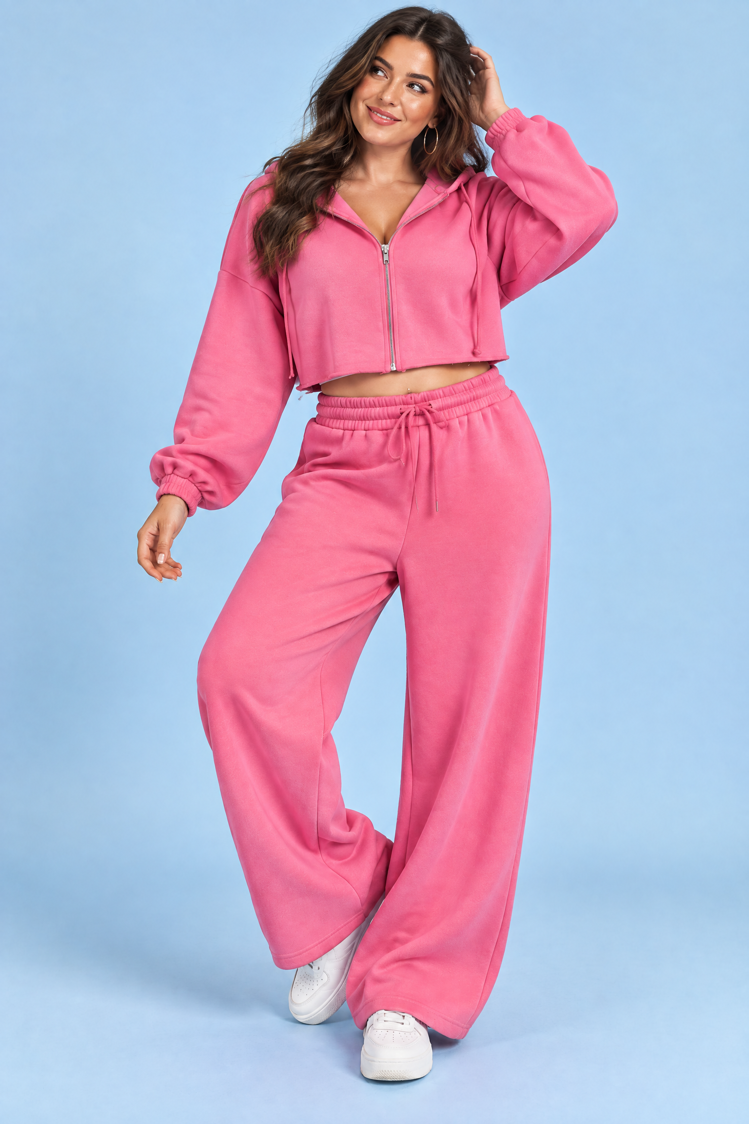Ensemble rose avec sweat zippé court | Porté sur une autre silhouette | Lounelle Paris