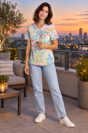 T-shirt blanc à imprimé floral et col | Deuxième photo lifestyle | Lounelle Paris