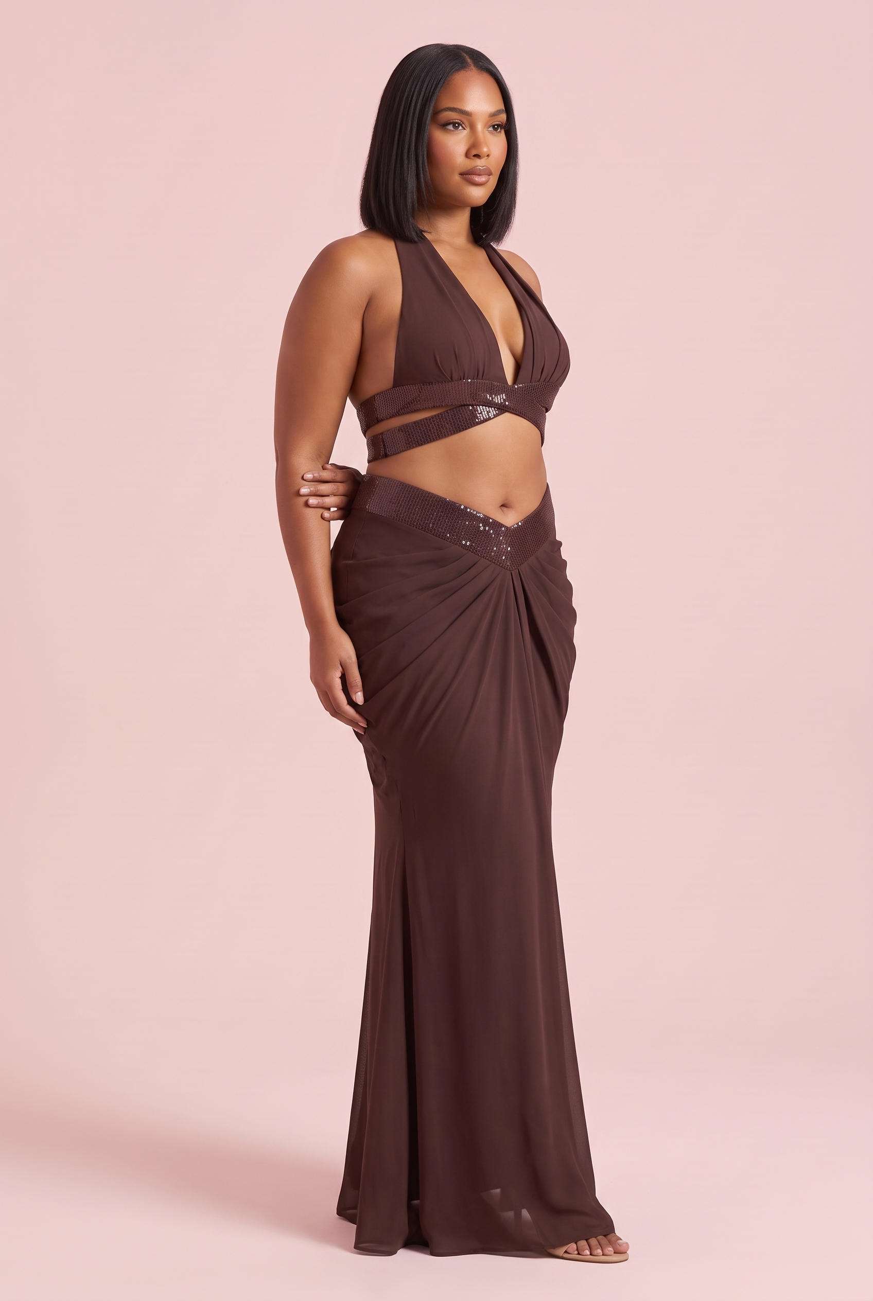 Ensemble marron à dos nu avec jupe longue drapée | Porté sur une autre silhouette | Lounelle Paris