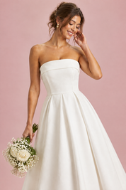 Robe midi patineuse bustier blanche | Vue rapprochée | Lounelle Paris