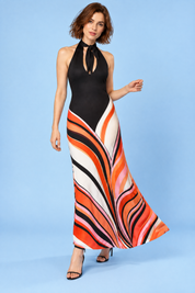 Robe longue noire imprimée à col tour de cou | Vue en mouvement | Lounelle Paris