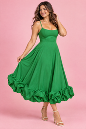 Robe midi verte évasée à bas volanté | Porté sur une autre silhouette | Lounelle Paris