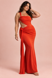 Robe asymétrique orange rouge à découpe | Porté sur une autre silhouette | Lounelle Paris