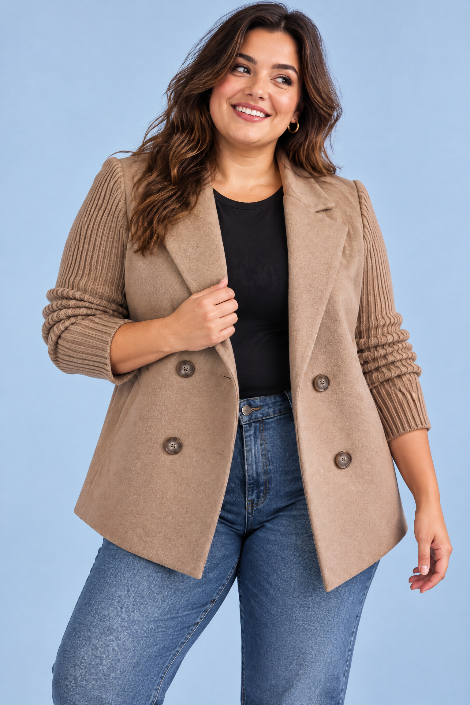 Blazer marron croisé à revers | Porté sur une silhouette plus ronde | Lounelle Paris