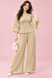 Ensemble plissé beige avec pantalon large | Porté sur une autre silhouette | Lounelle Paris