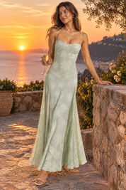 Robe longue fleurie vert clair | Deuxième photo lifestyle | Lounelle Paris