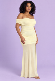 Robe longue jaune froncée à épaules dénudées | Porté sur une autre silhouette | Lounelle Paris