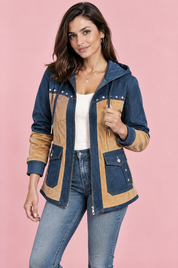 Veste à capuche bleue à empiècements | Vue rapprochée | Lounelle Paris