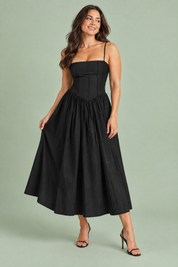 Robe longue noire à corset | Porté sur une autre silhouette | Lounelle Paris