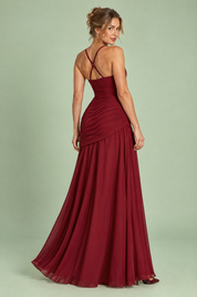 Robe longue bordeaux froncée à encolure carrée et coupe évasée | Vue de dos | Lounelle Paris