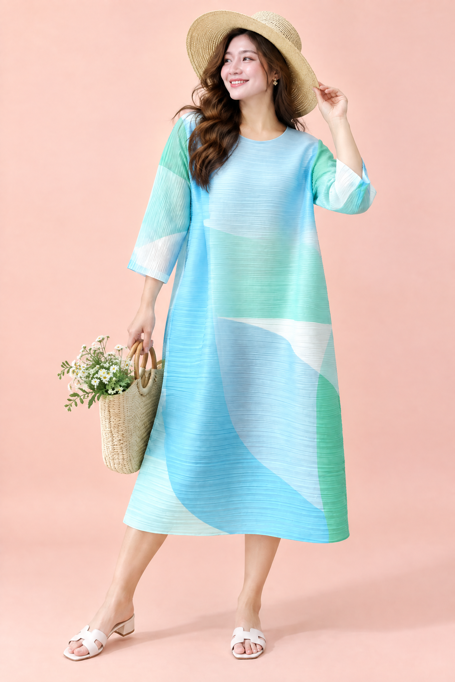 Robe midi trapèze plissée bleue | Porté sur une autre silhouette | Lounelle Paris