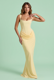 Robe longue jaune froncée à encolure carrée | Vue de face | Lounelle Paris