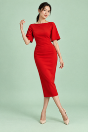 Robe midi rouge avec cape amovible | Vue en mouvement | Lounelle Paris