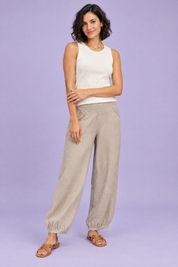 Pantalon beige court à jambes larges | Vue de face | Lounelle Paris
