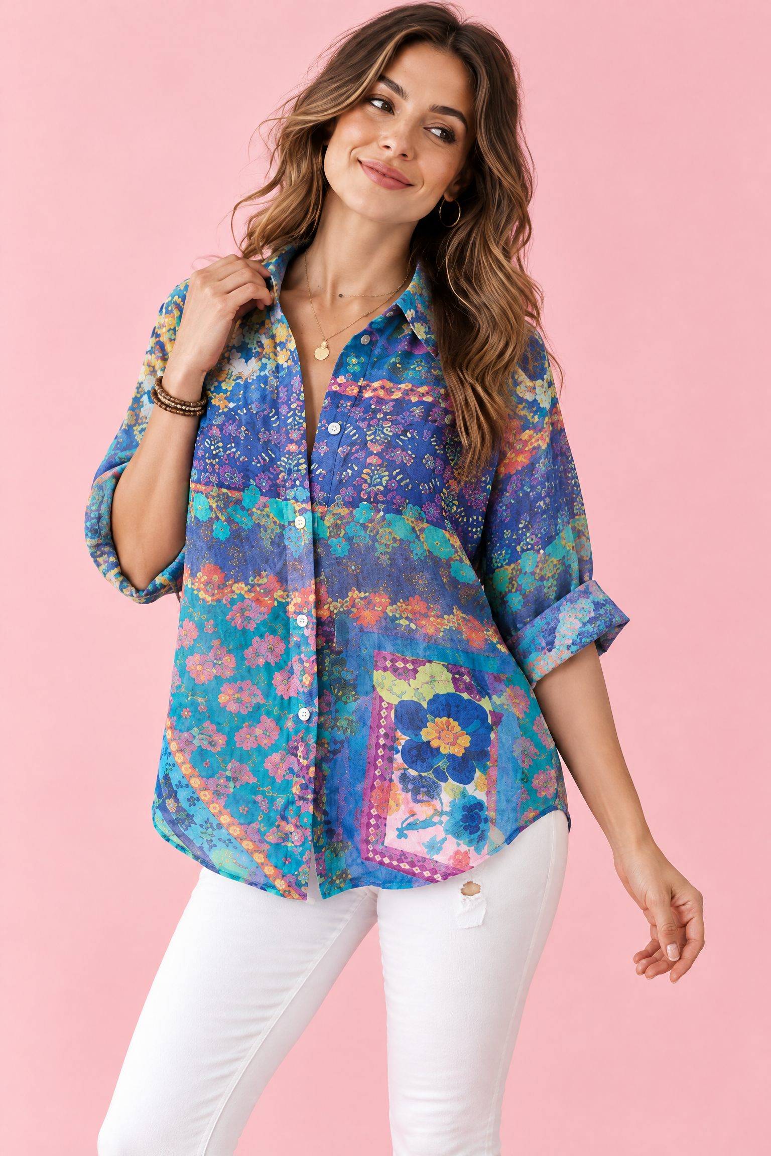 Chemise longue fleurie bleue à col | Vue rapprochée | Lounelle Paris