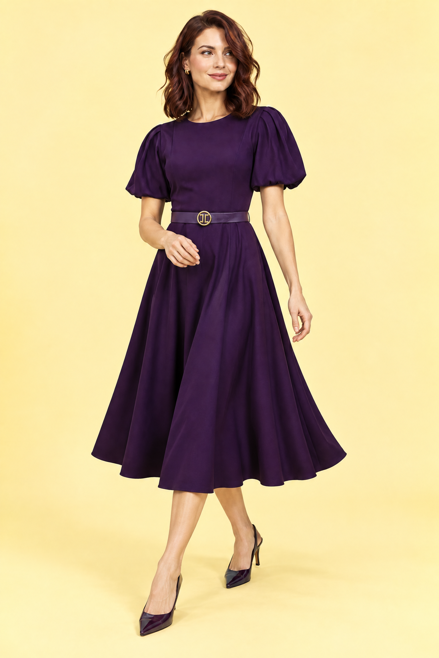 Robe midi violette à col montant et manches bouffantes | Vue en mouvement | Lounelle Paris