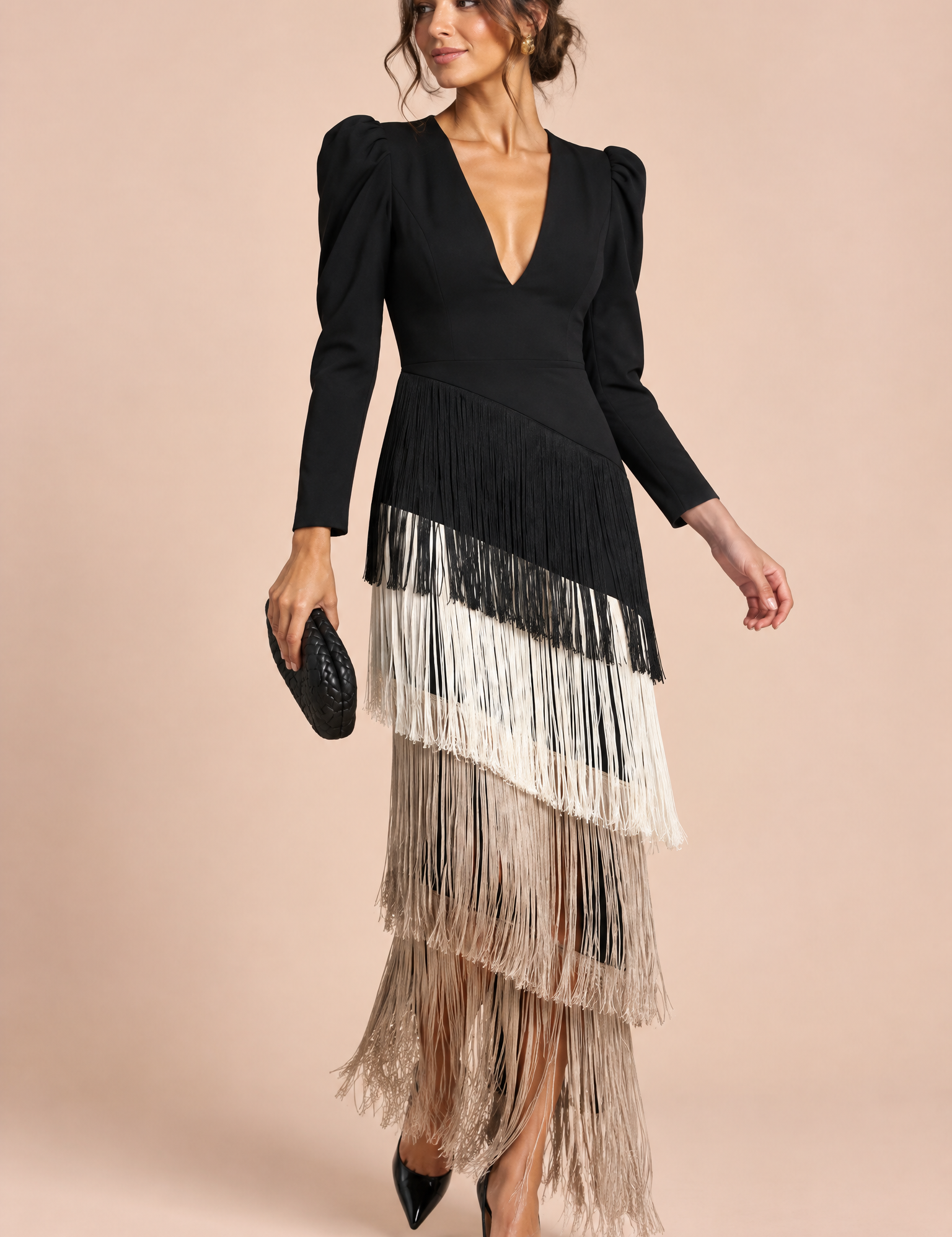 Robe noire à franges et col V | Vue de face | Lounelle Paris