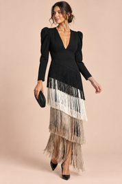 Robe noire à franges et col V | Vue de face | Lounelle Paris