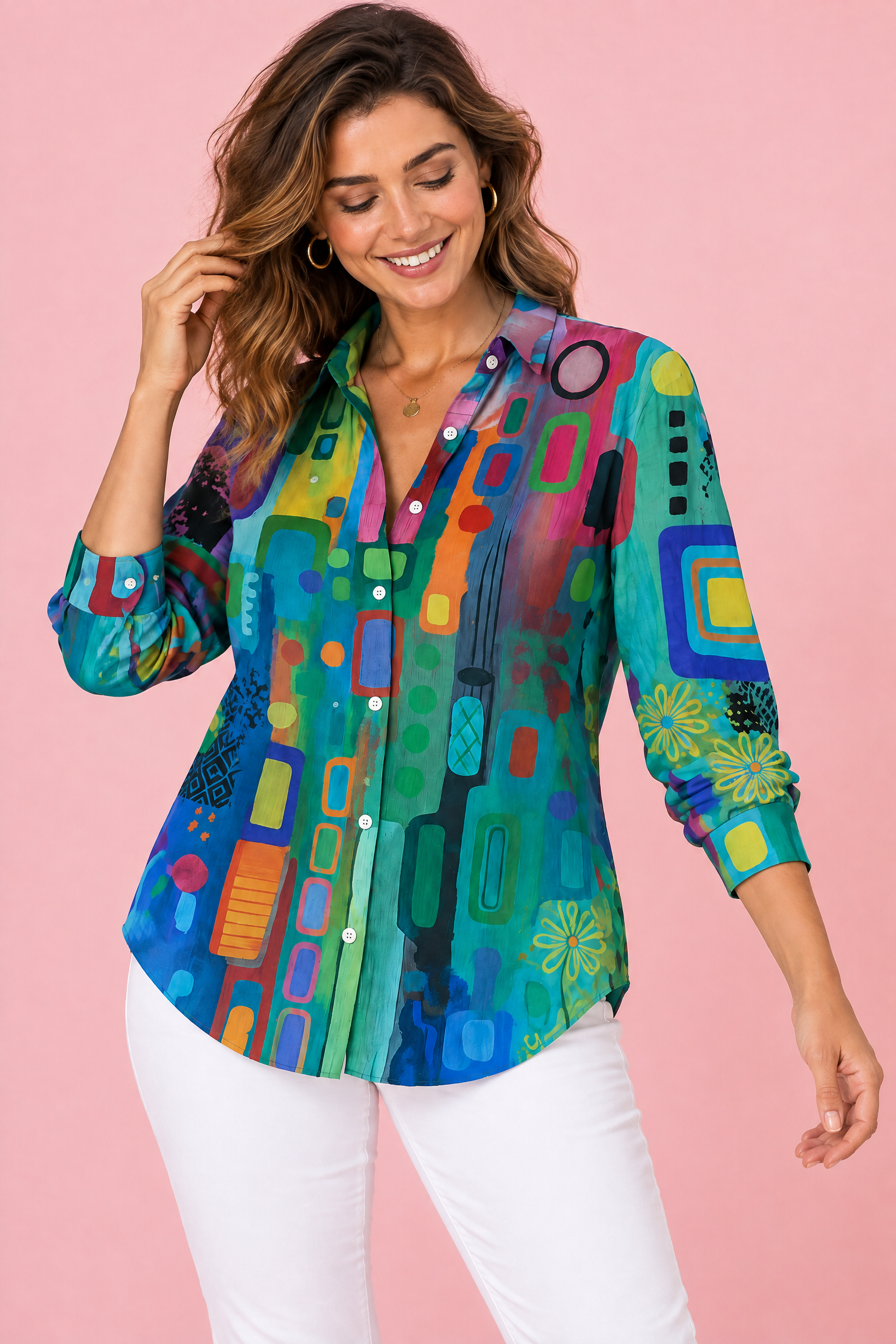 Chemise bleu canard boutonnée à imprimé géométrique | Vue rapprochée | Lounelle Paris