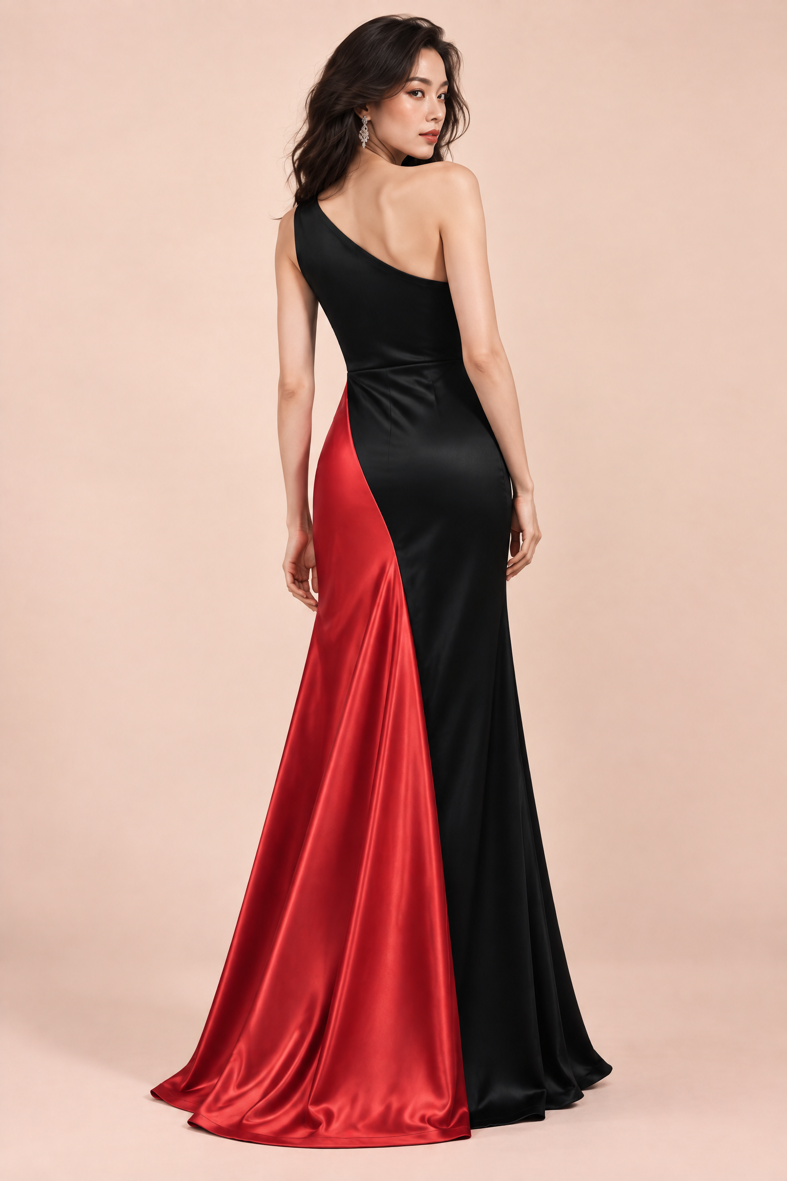 Robe longue noire et rouge à une épaule | Vue de dos | Lounelle Paris