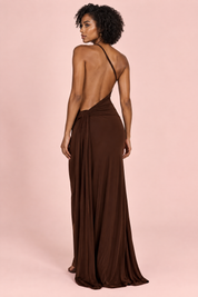 Robe longue marron à encolure asymétrique et dos nu | Vue de dos | Lounelle Paris