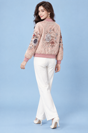 Bomber rose fleuri orné de perles | Vue de dos | Lounelle Paris