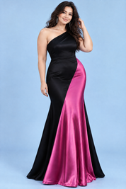 Robe longue noire et rose magenta à une épaule | Porté sur une silhouette plus ronde | Lounelle Paris