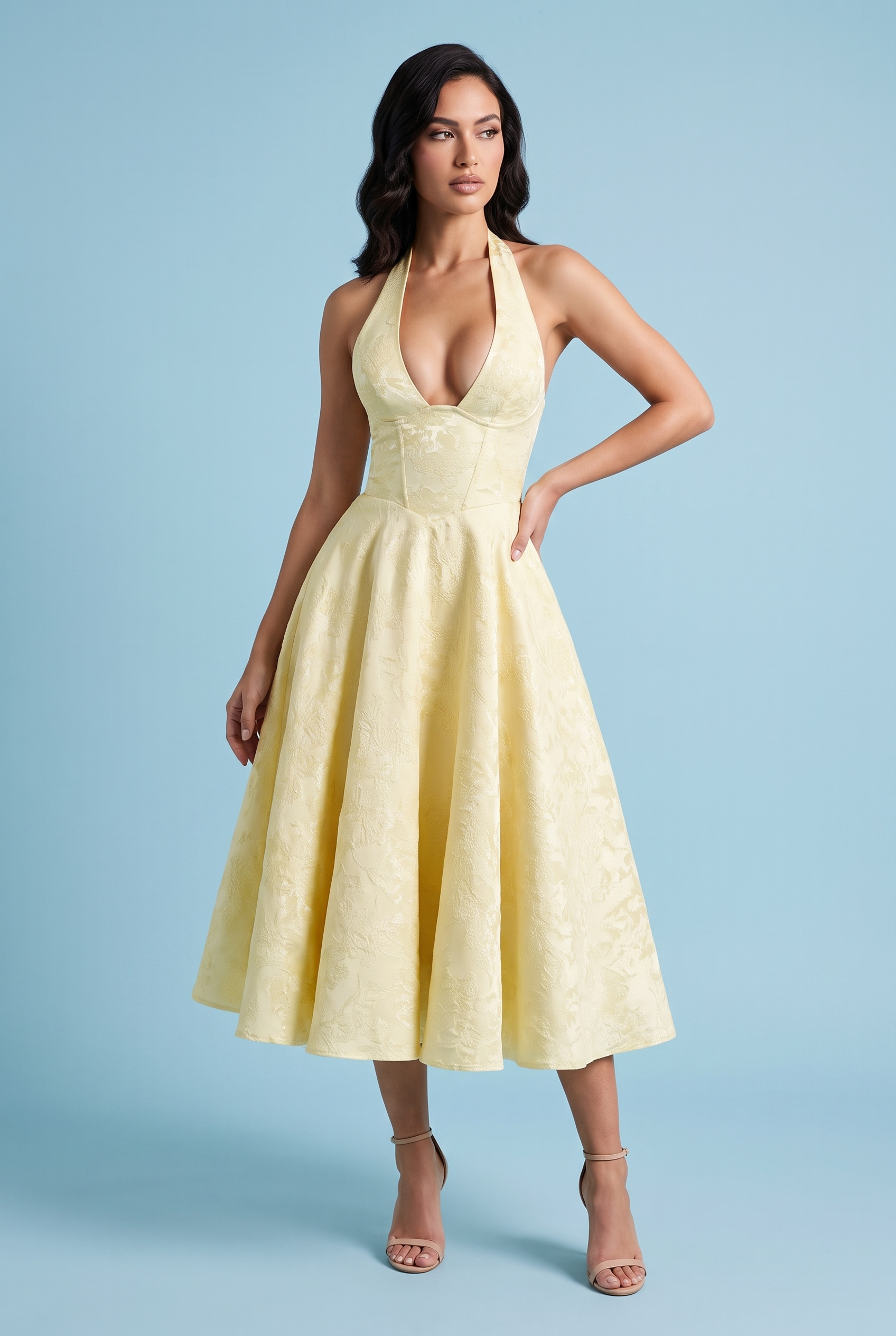 Robe midi jacquard à encolure dos nu jaune | Vue de face | Lounelle Paris