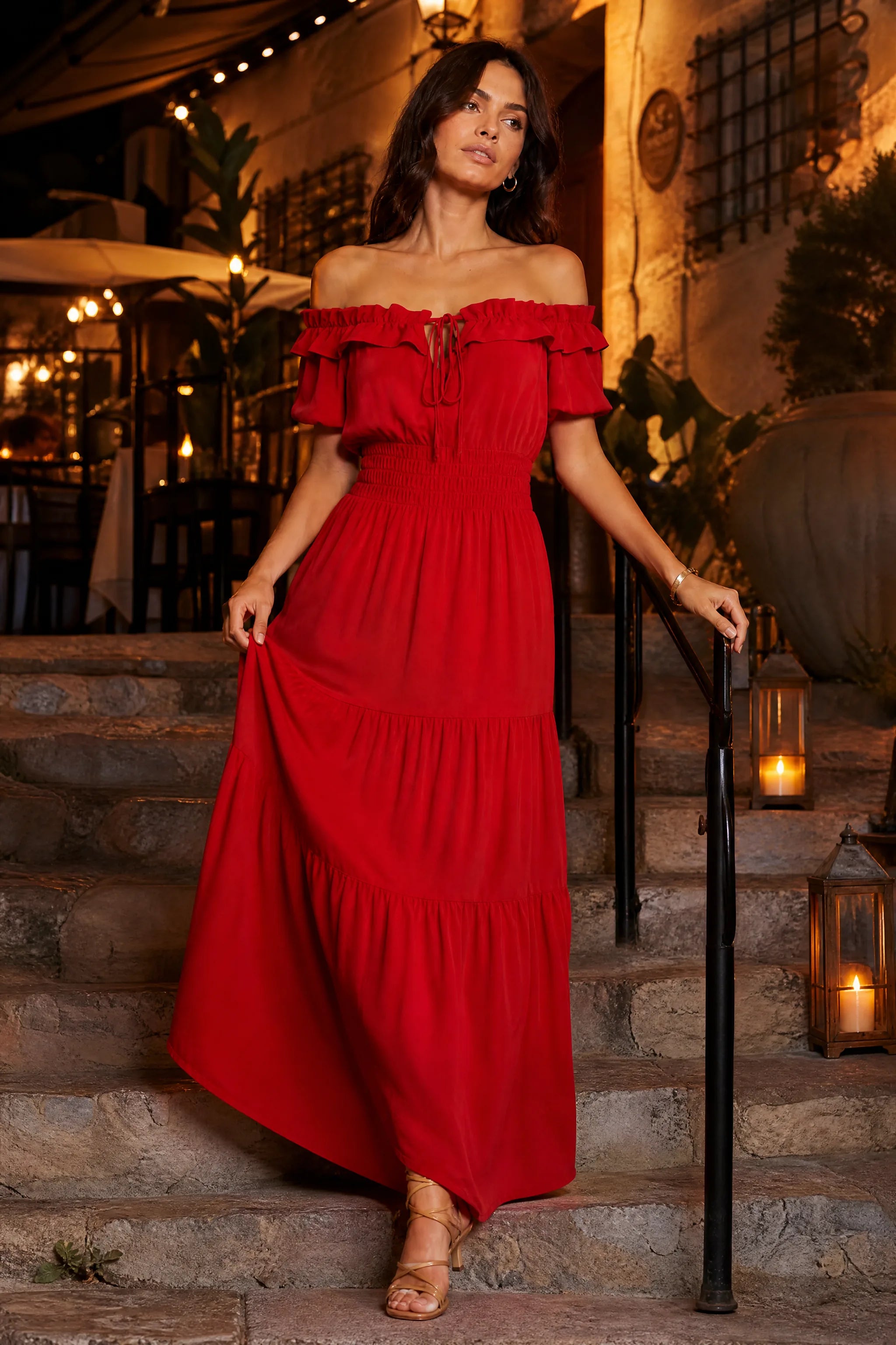Robe à volants épaules dénudées | Variante Rouge - Lifestyle | Lounelle Paris