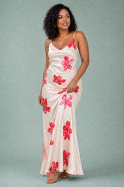 Robe beige bretelles fleurie | Porté sur une autre silhouette | Lounelle Paris