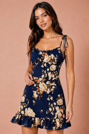 Robe bleu marine dos smocké bretelles | Vue rapprochée | Lounelle Paris