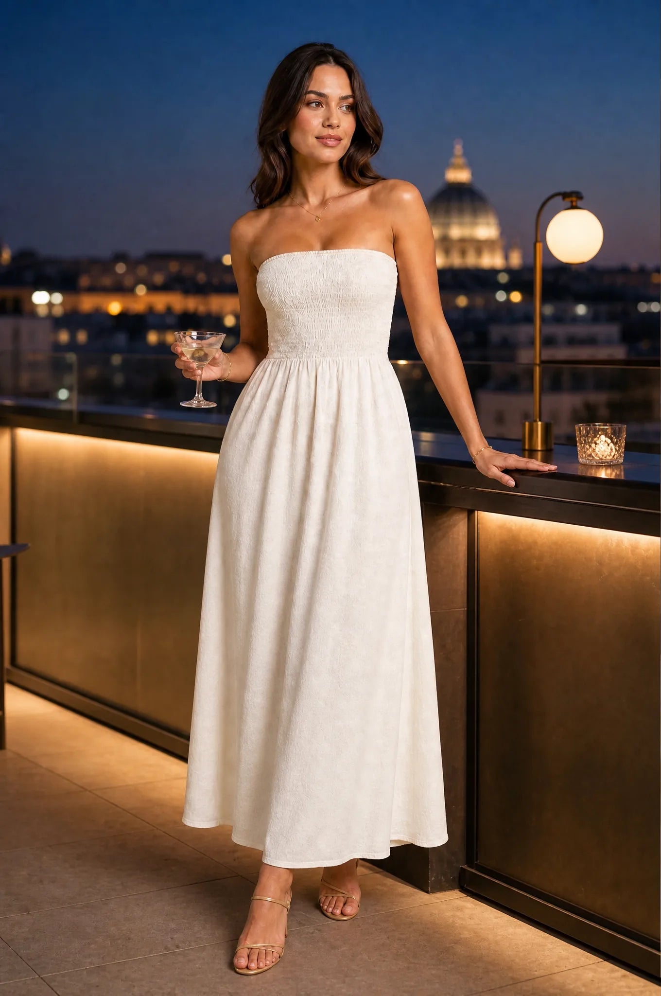 Robe bustier épaules dénudées | Deuxième photo lifestyle | Lounelle Paris