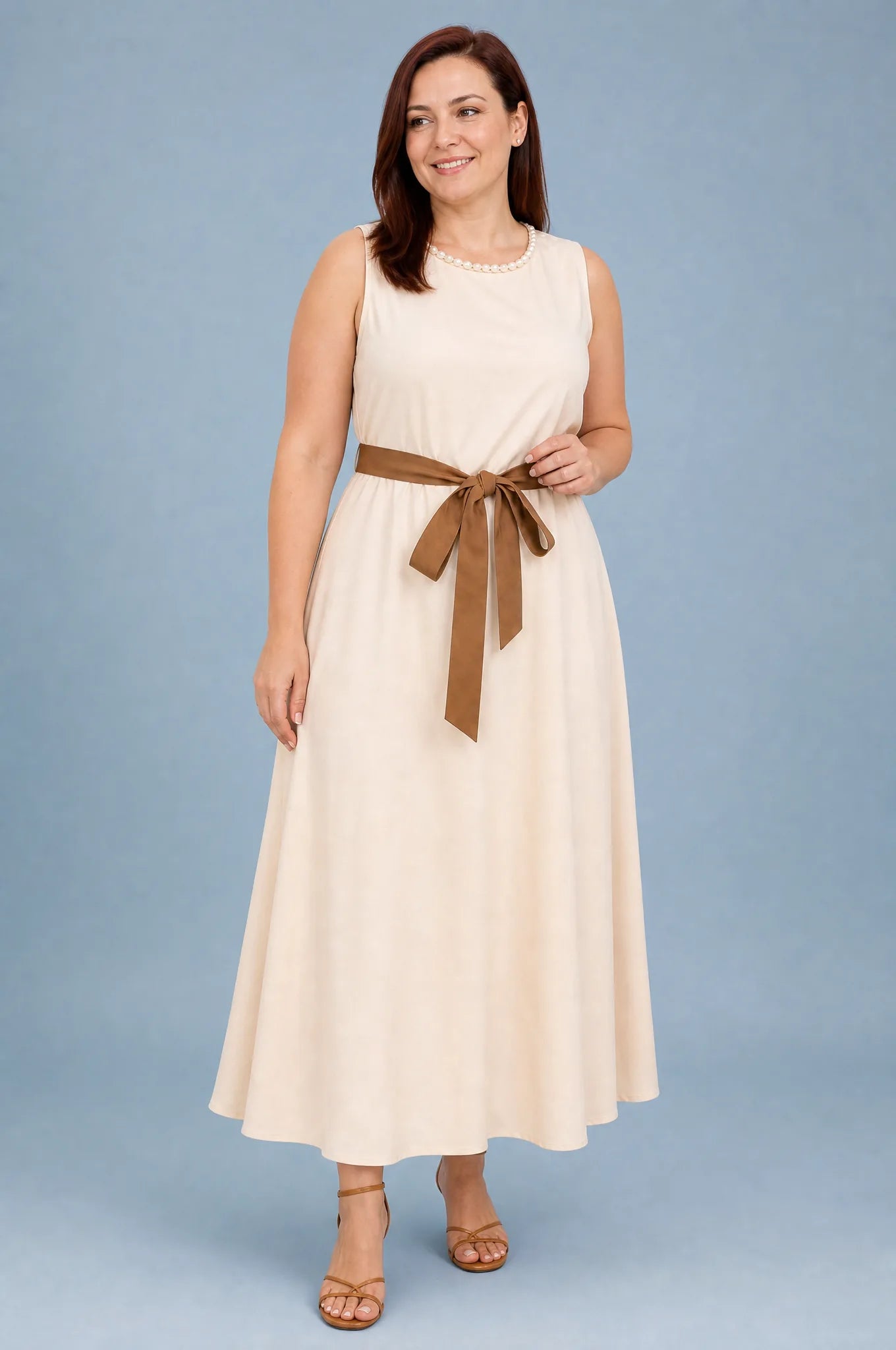 Robe longue abricot sans manches ceinturée | Porté sur une autre silhouette | Lounelle Paris