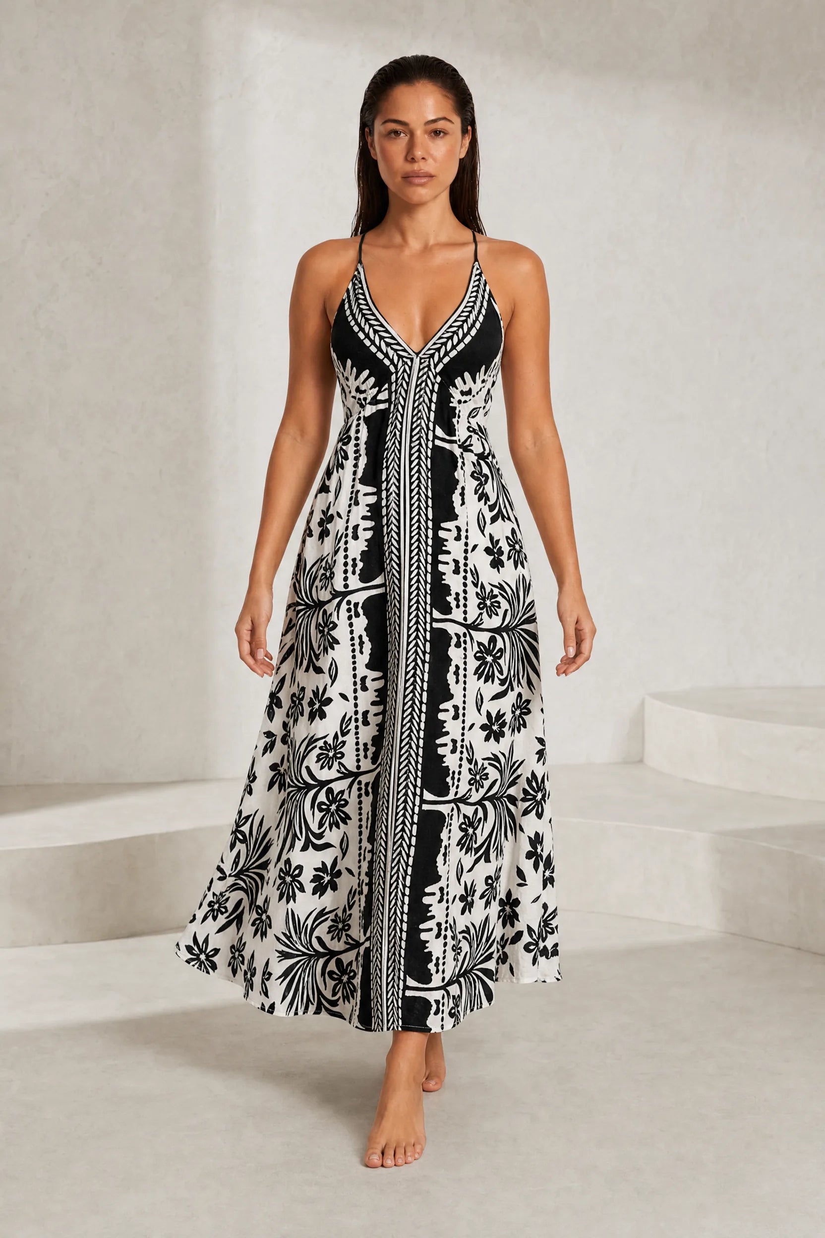 Robe longue blanche à fines bretelles | Lounelle Paris