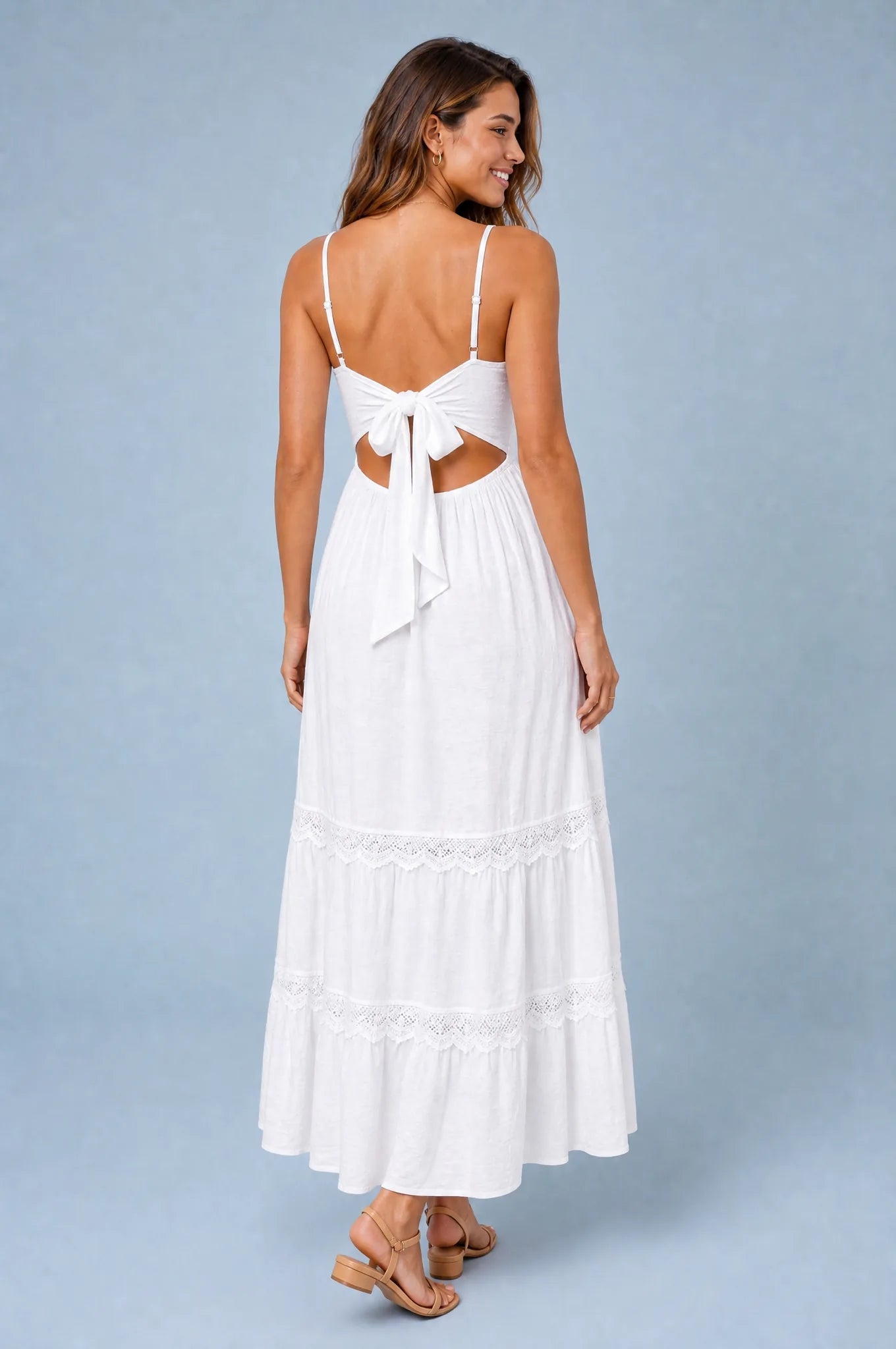 Robe longue blanche dos nu | Vue de dos | Lounelle Paris
